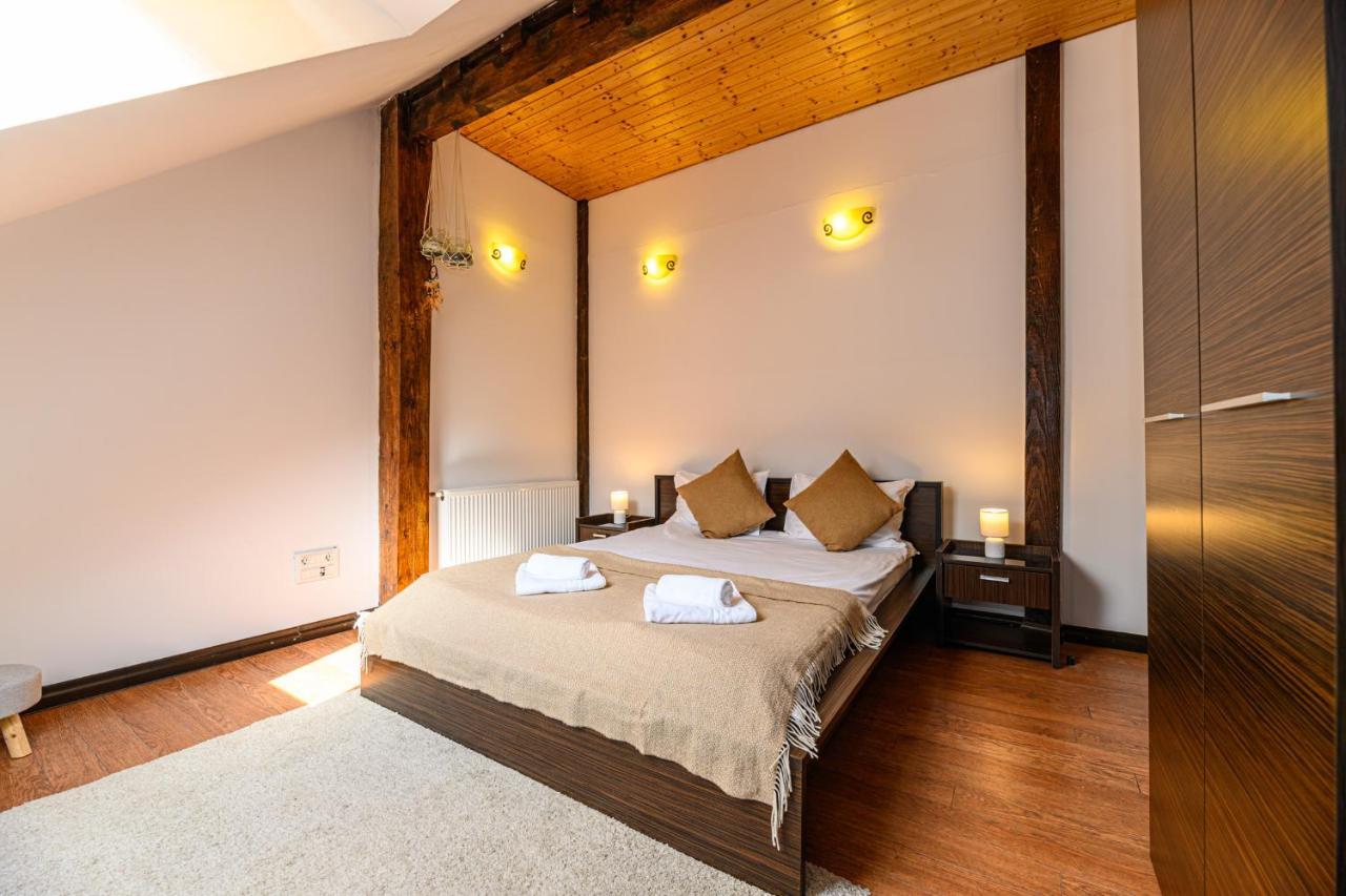 Dream Guesthouse Braşov Esterno foto