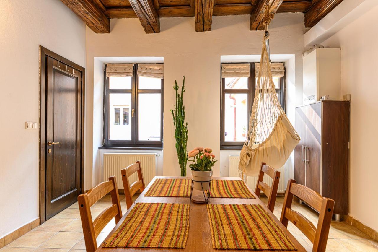Dream Guesthouse Braşov Esterno foto